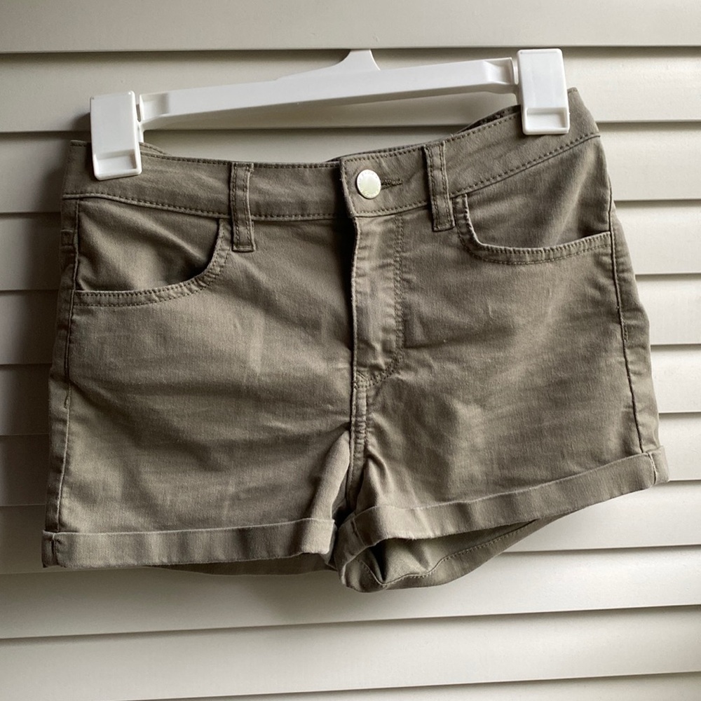 DIVIDED; Army Green Shorty Jean Shorts. Super Stretchy and SIZE 4. WORN ONCE.
